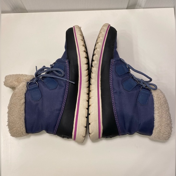 Sorel Cozy Carnival navy and black ankle boot sz 8 - Picture 6 of 13